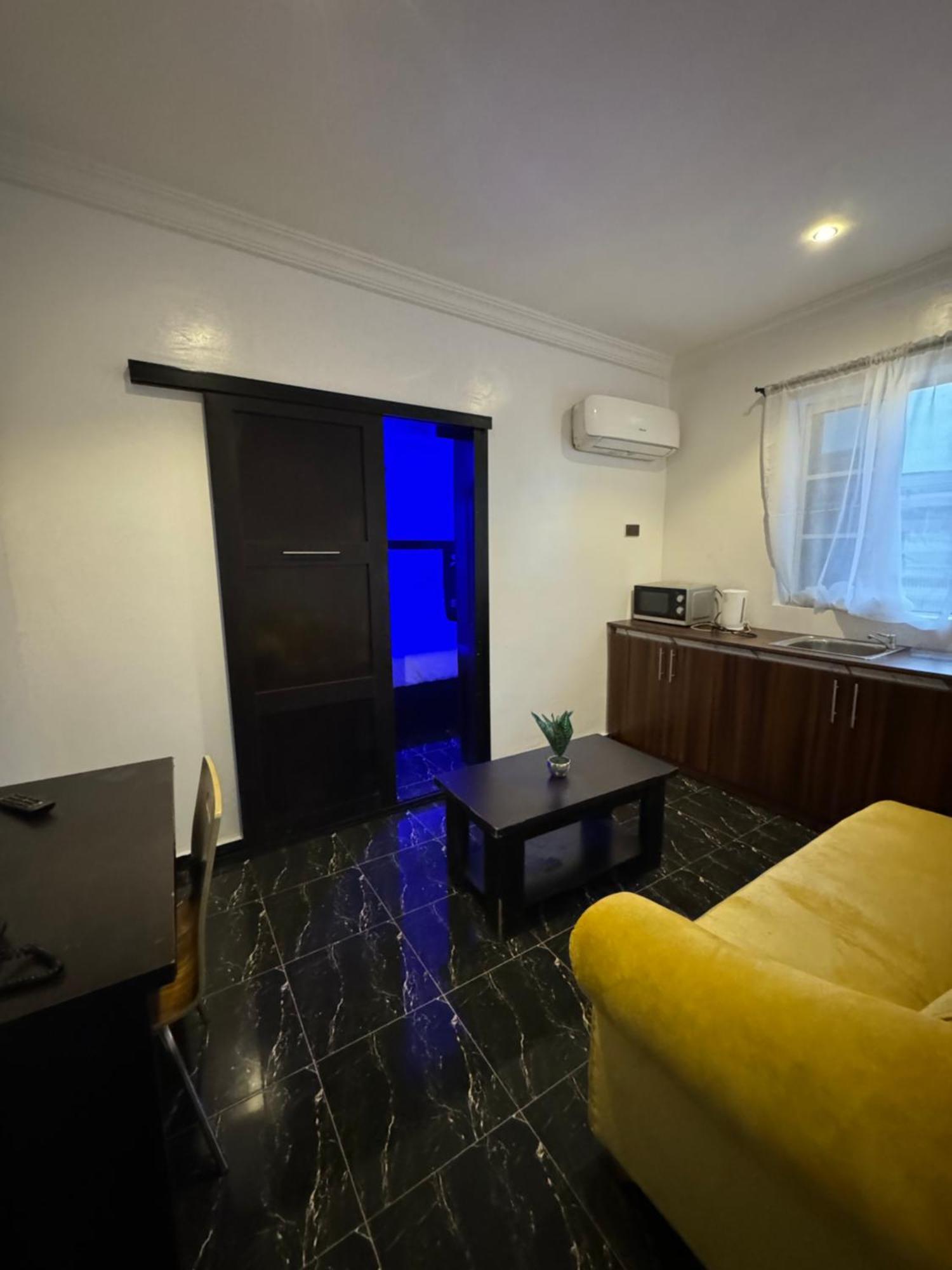 Posh Hotel And Suites Ikeja Εξωτερικό φωτογραφία